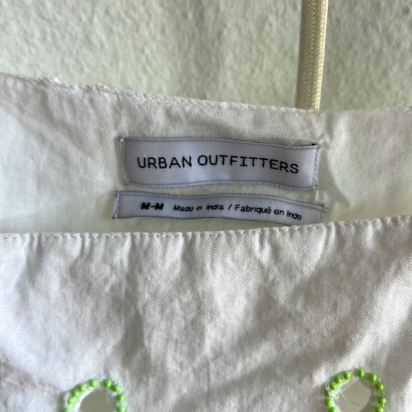 UO White/Green Ruffled tank top - Picture 4 of 5